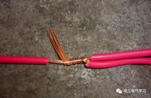 两根25平方电线平方电线吗？